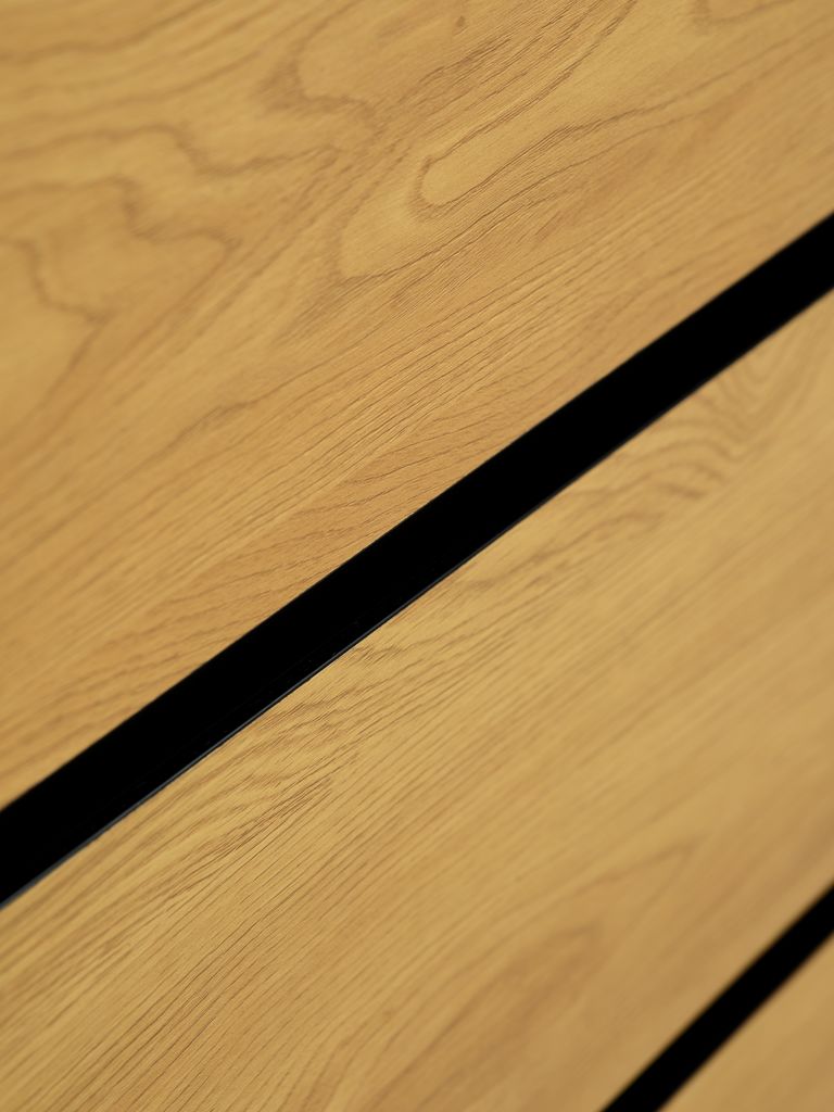 Commode – 3 tiroirs – Chêne chaud / Noir