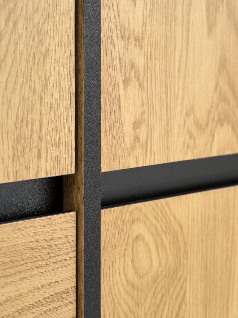 Armoire ODENSE 120x210 3 portes 3 tir. coloris chêne chaud