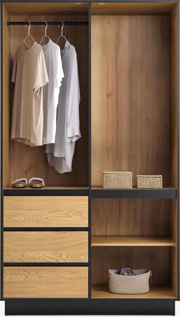 Armoire ODENSE 120x210 3 portes 3 tir. coloris chêne chaud