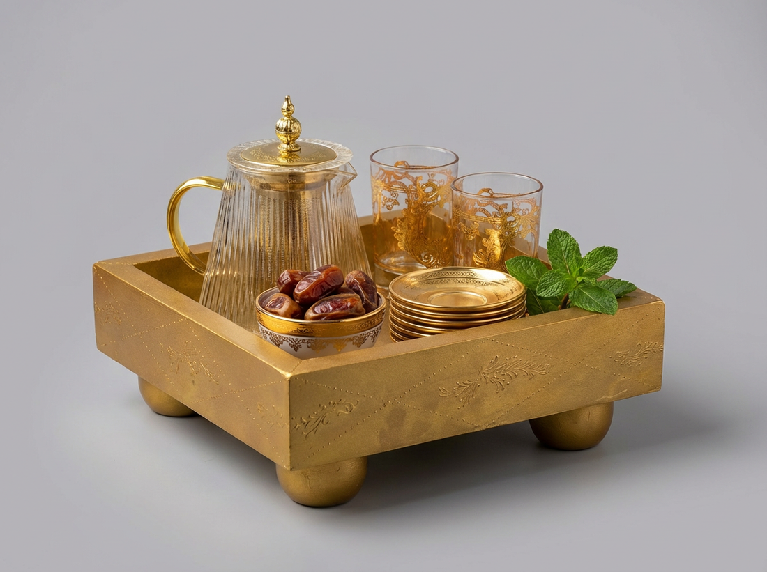 Plateau Carré Sur Pieds "Atlas Gold" (Fini Or)