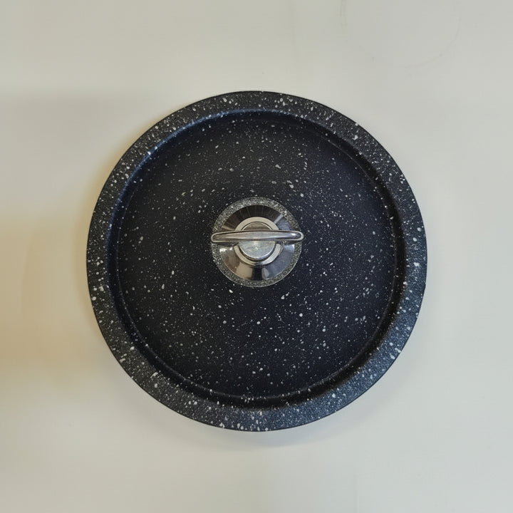 Tajine en granit 24 cm – Antiadhésif – 180 DH