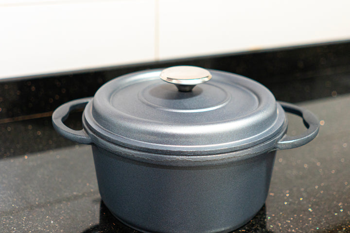 Faitout Rond en Fonte Émaillée 20 cm – Gris Métallisé