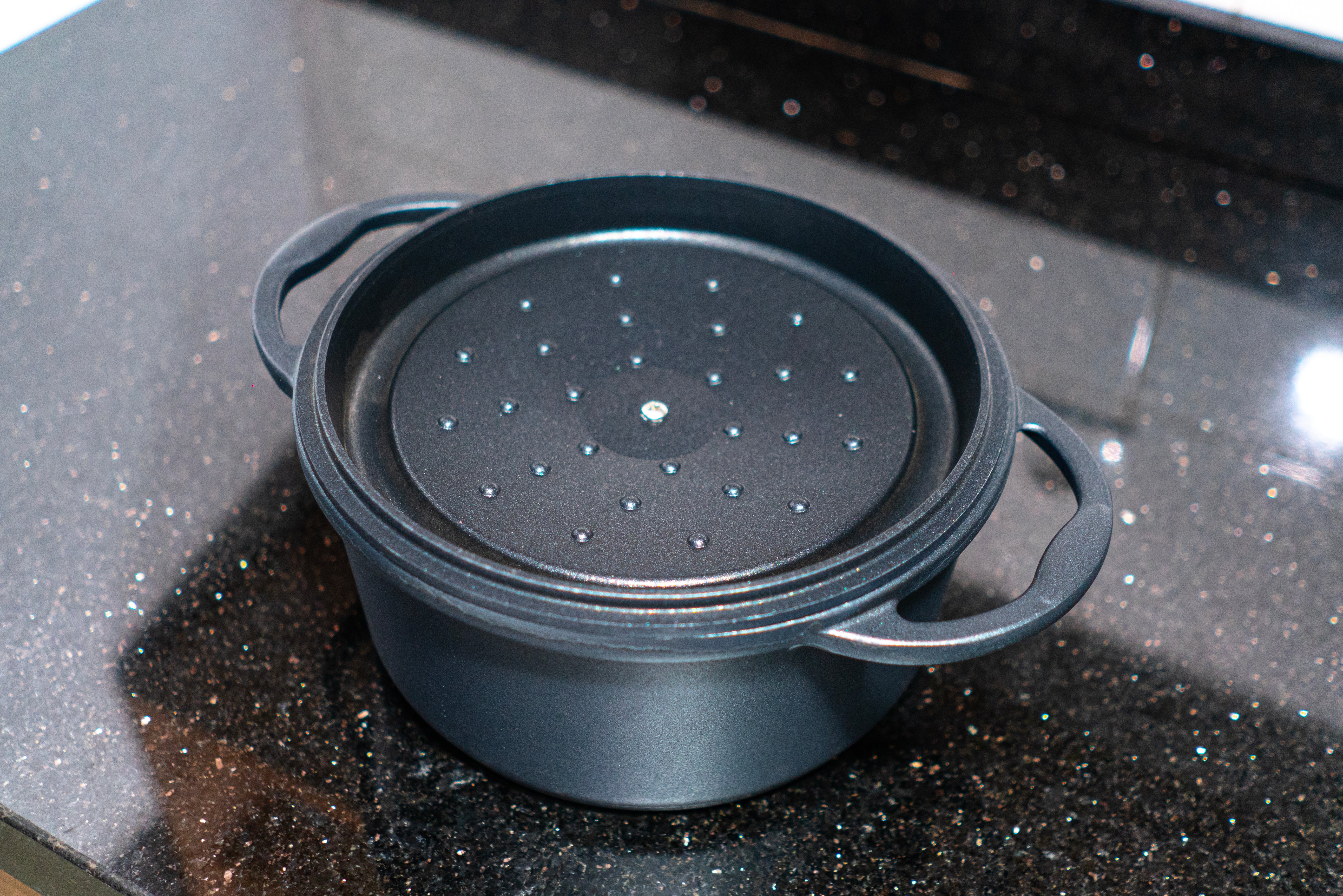 Faitout Rond en Fonte Émaillée 20 cm – Gris Métallisé