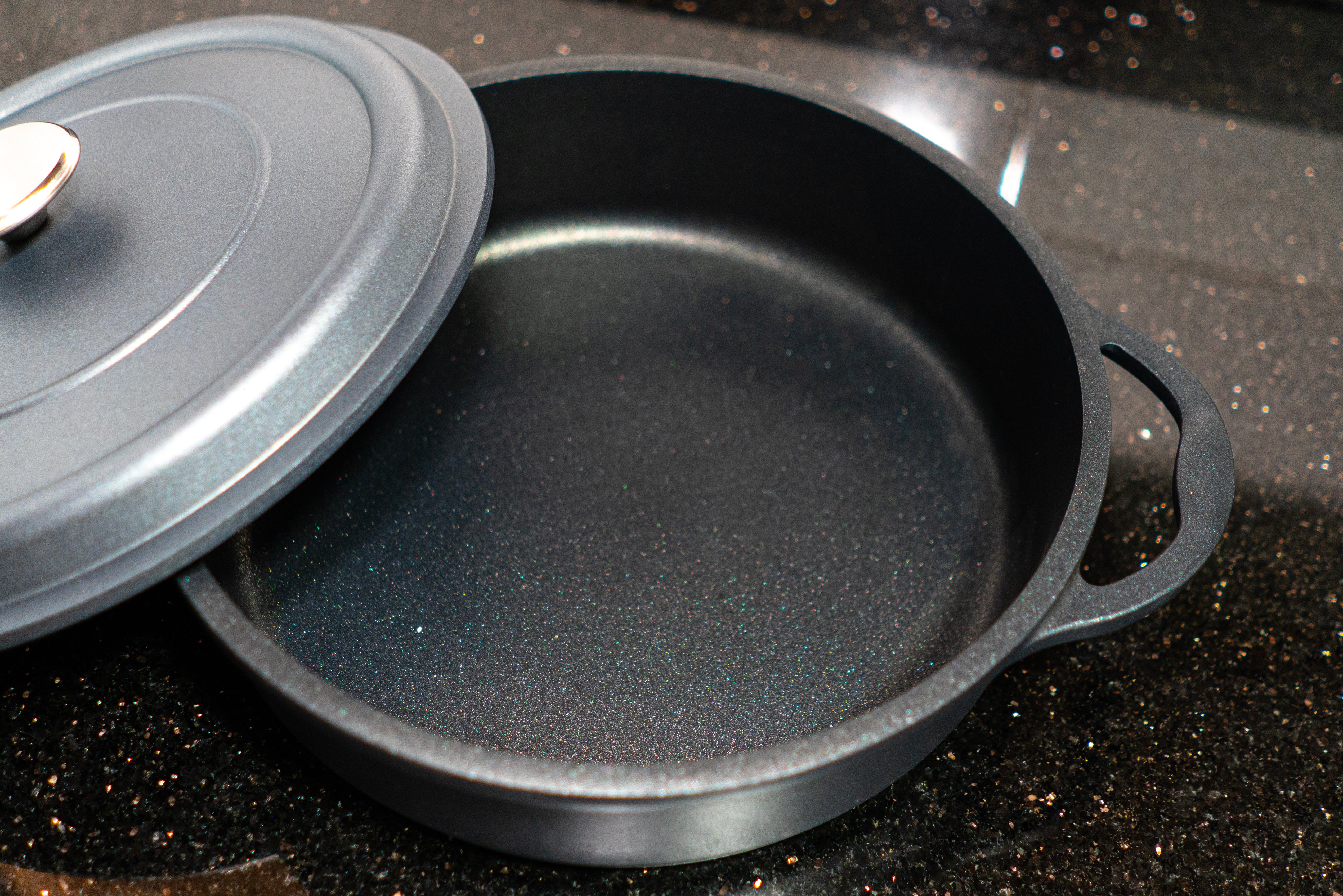 Faitout Rond en Fonte Émaillée 28 cm – Gris Métallisé