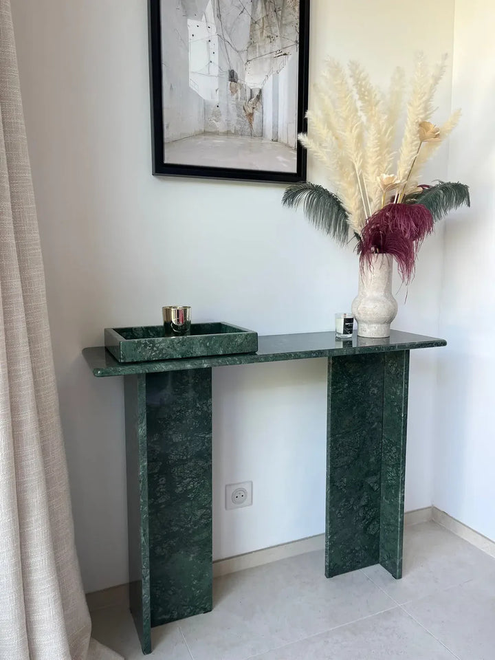 Console en marbre vert  – Élégance naturelle