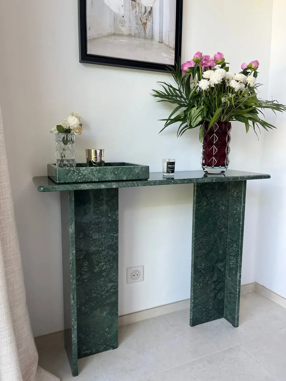 Console en marbre vert  – Élégance naturelle